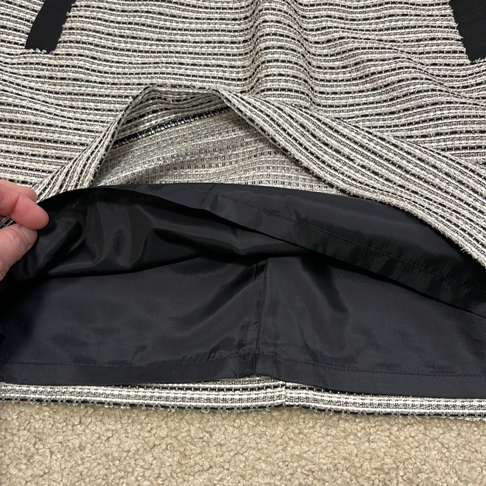 Ann Taylor Loft | Skirt - Picture 6 of 8